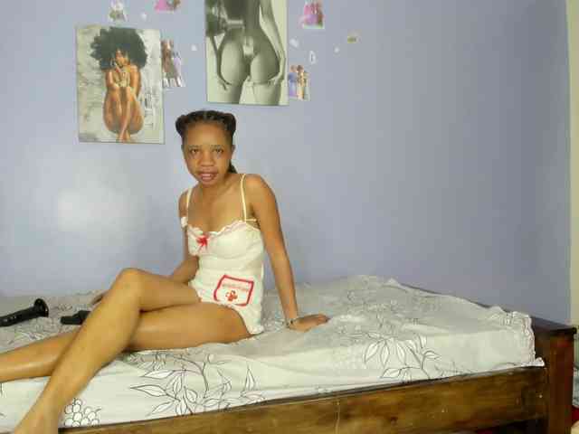 Sexy-fuck-Doll webcam