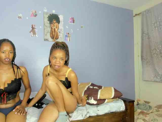 Sexy-fuck-Doll webcam