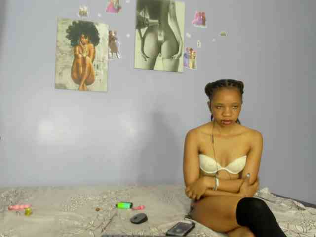Sexy-fuck-Doll webcam