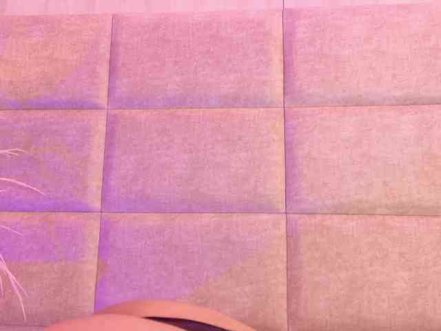 NikkSantini webcam