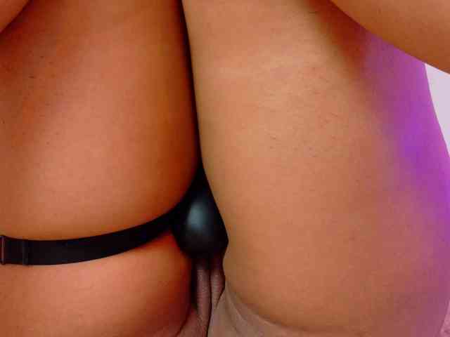 NikkSantini NikkSantini