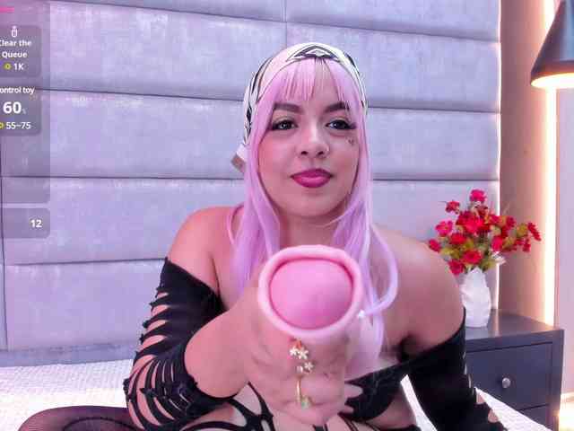 NikkSantini webcam