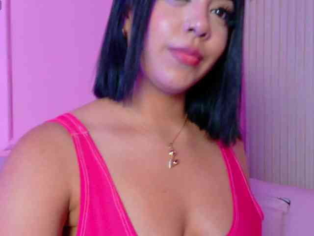NikkSantini webcam
