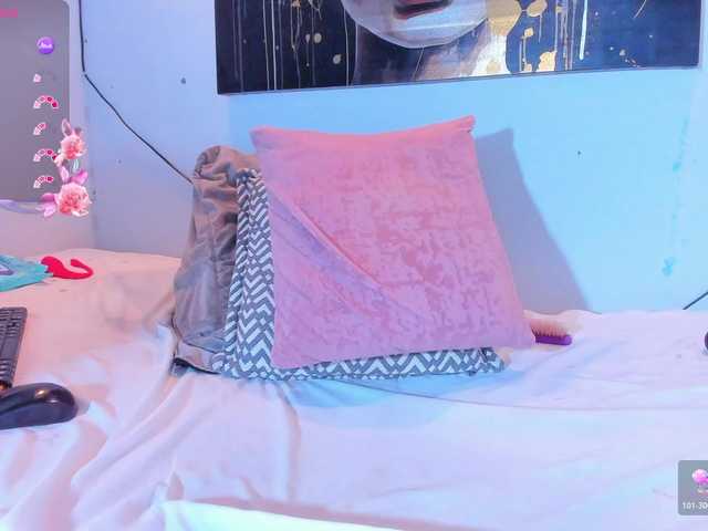 Violethorny05's BongaCams show and profile