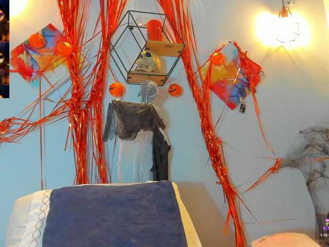 Offline Violethorny05 on BongaCams