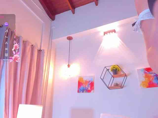 Violethorny05 webcam