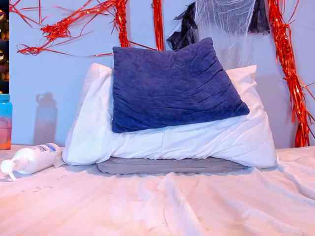 Violethorny05 webcam