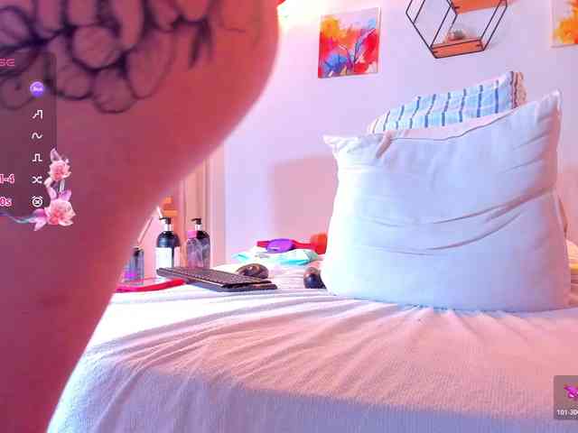 Violethorny05 webcam