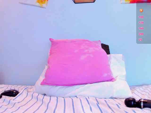 Violethorny05 webcam