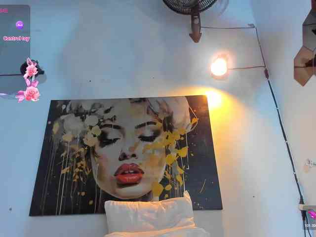 Violethorny05 webcam