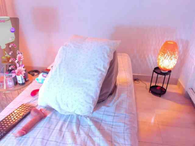 Violethorny05 webcam