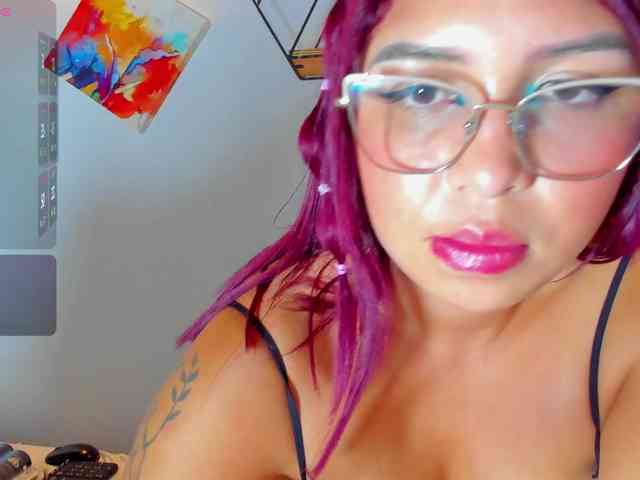 Violethorny05 webcam