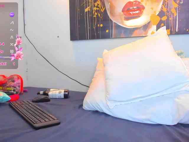 Violethorny05 webcam
