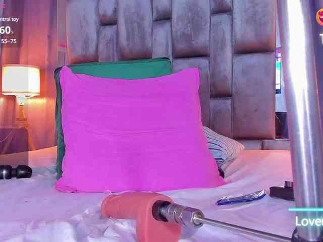 Violethorny05 webcam