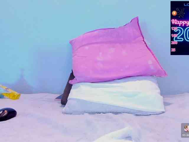 Violethorny05 webcam