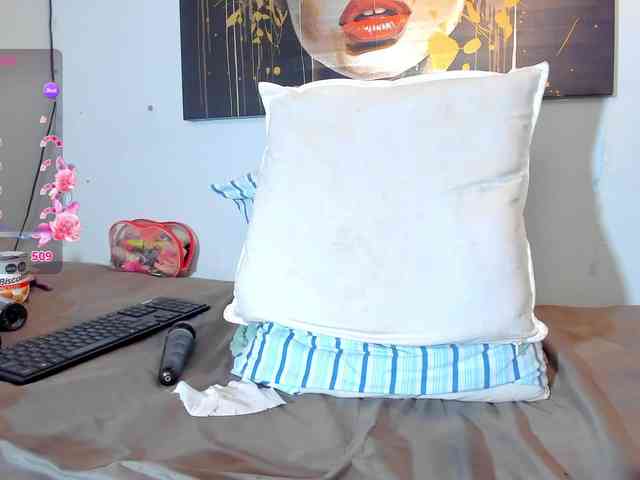 Violethorny05 webcam