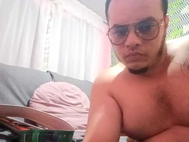 MrJamesBrazilHotShyBear's Thumb Image