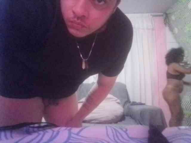 MrJamesBrazilHotShyBear webcam