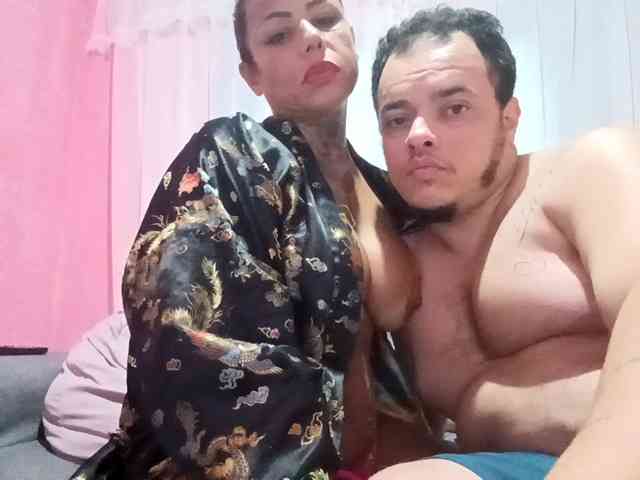 MrJamesBrazilHotShyBear webcam