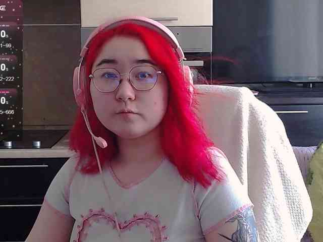 peach-girl webcam