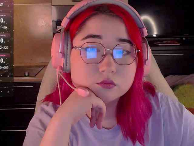 peach-girl webcam