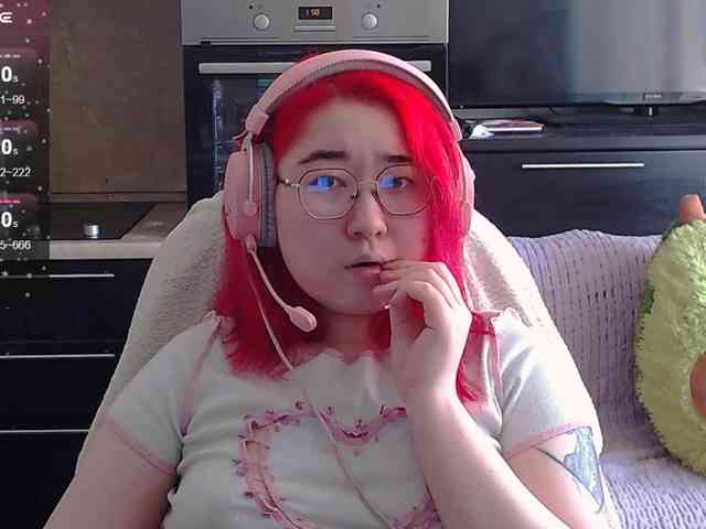 peach-girl webcam