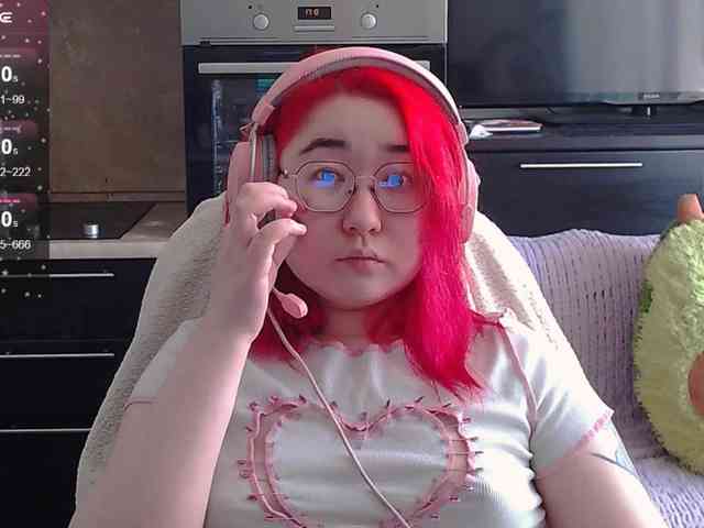 peach-girl webcam