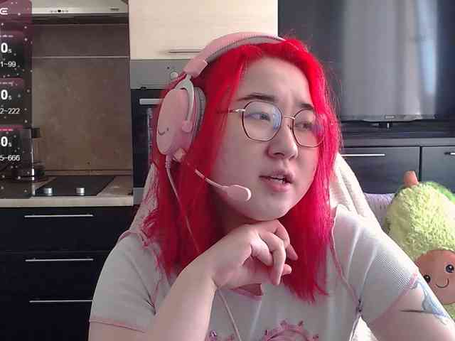 peach-girl webcam