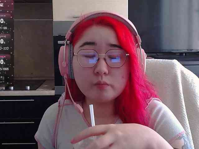 peach-girl webcam