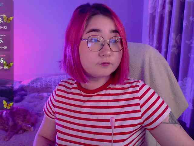 peach-girl webcam