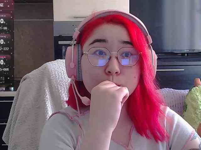 peach-girl webcam