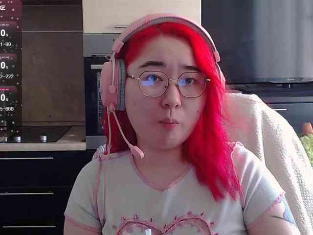peach-girl webcam