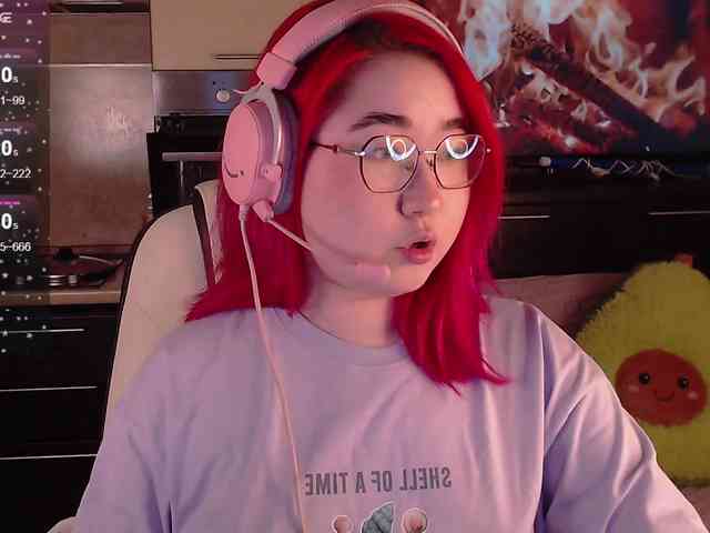 cam chatting Peach-girl