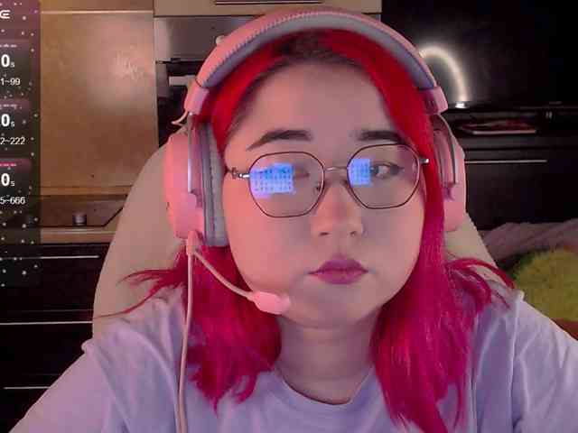 peach-girl webcam