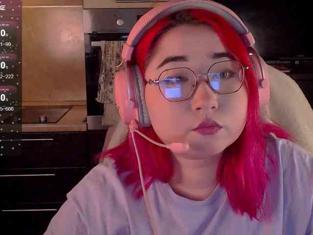 peach-girl webcam