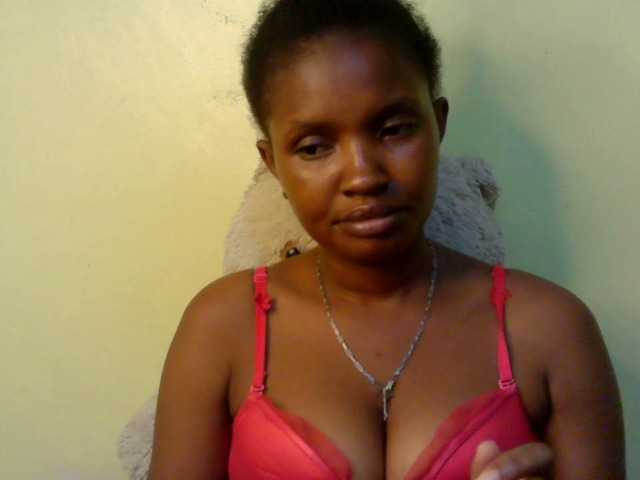 sexybounty2 from BongaCams is Freechat