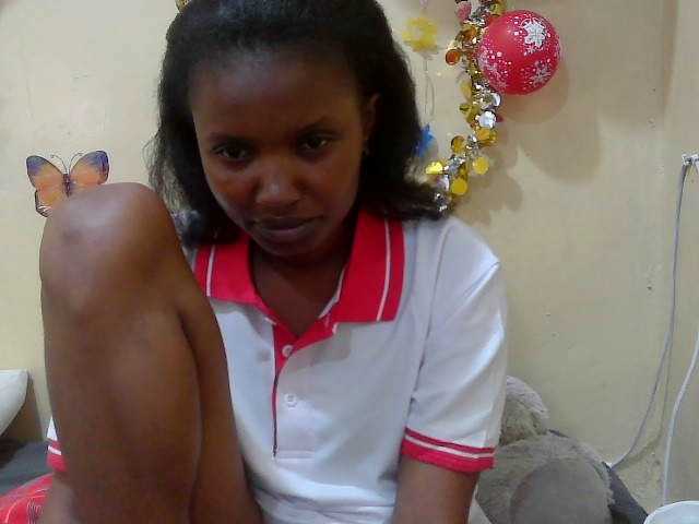 sexybounty2 webcam bongacams model stream image