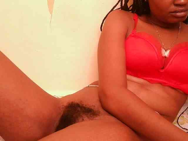 sexybounty2 webcam