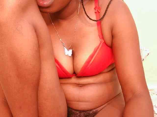 sexybounty2 webcam