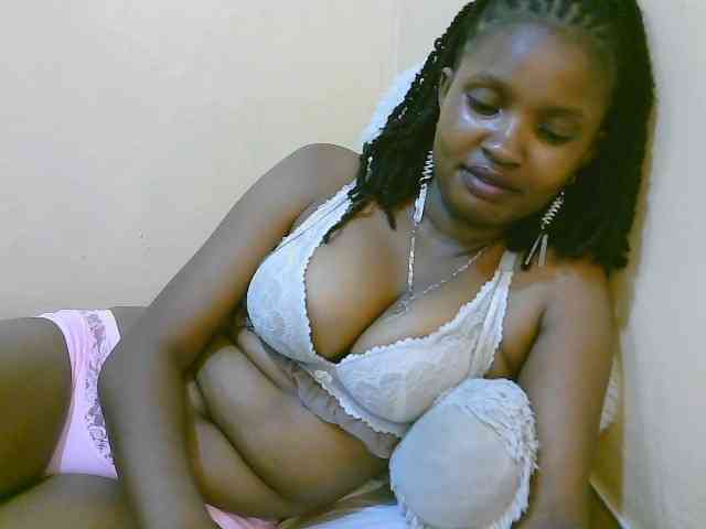 sexybounty2 webcam
