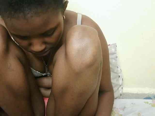sexybounty2 webcam