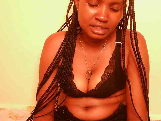 sexybounty2 webcam