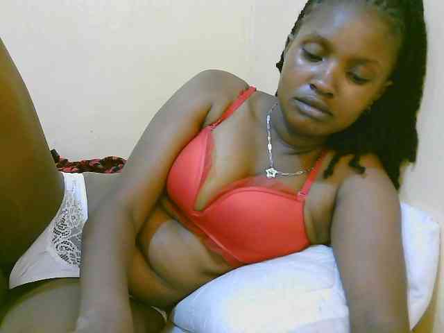 sexybounty2 webcam