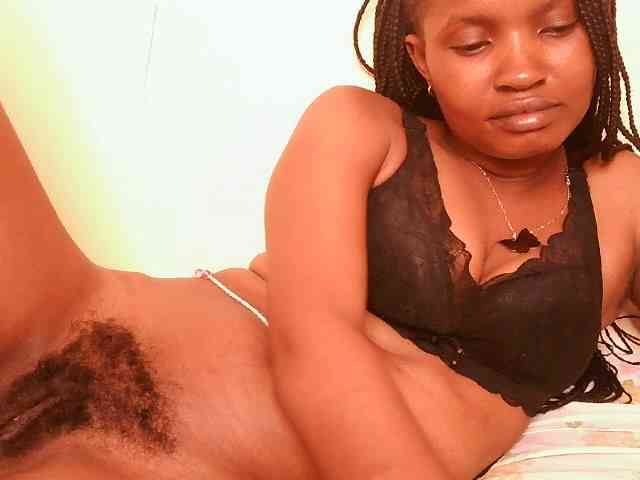 sexybounty2 webcam