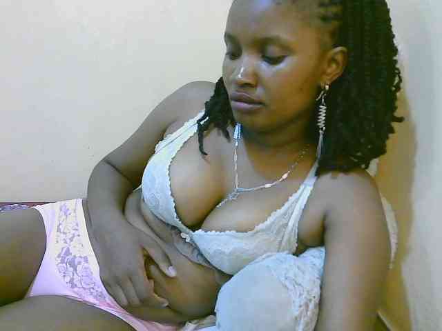 sexybounty2 webcam