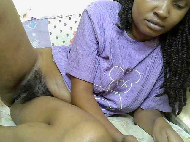 sexybounty2 webcam