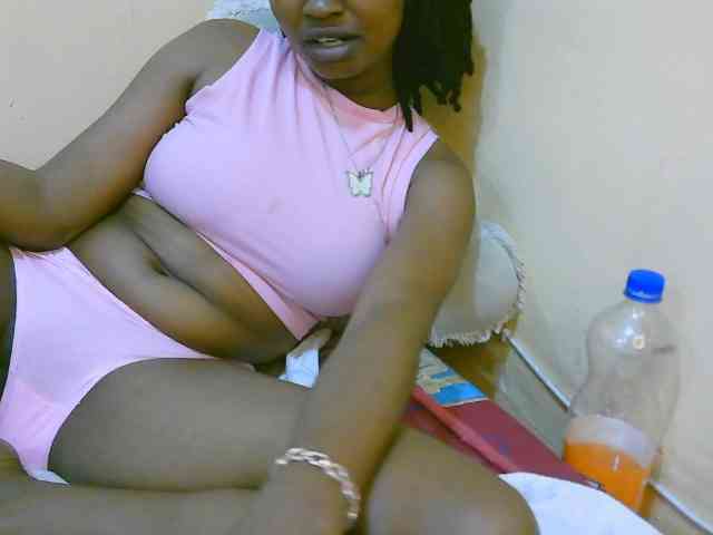 sexybounty2 webcam