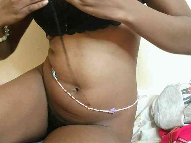 sexybounty2 webcam