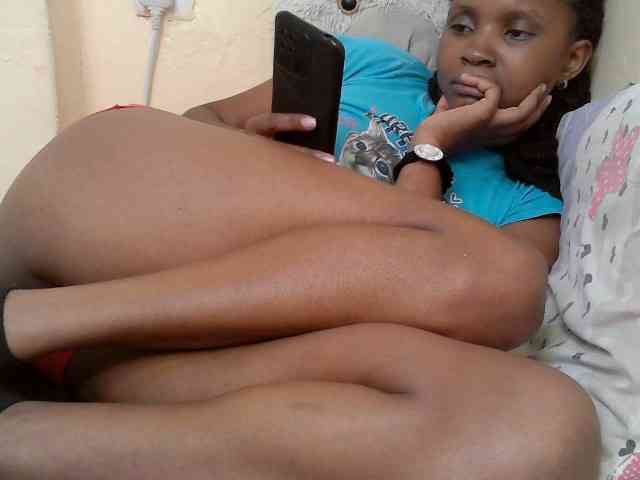 sexybounty2 webcam