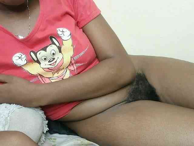 sexybounty2 webcam